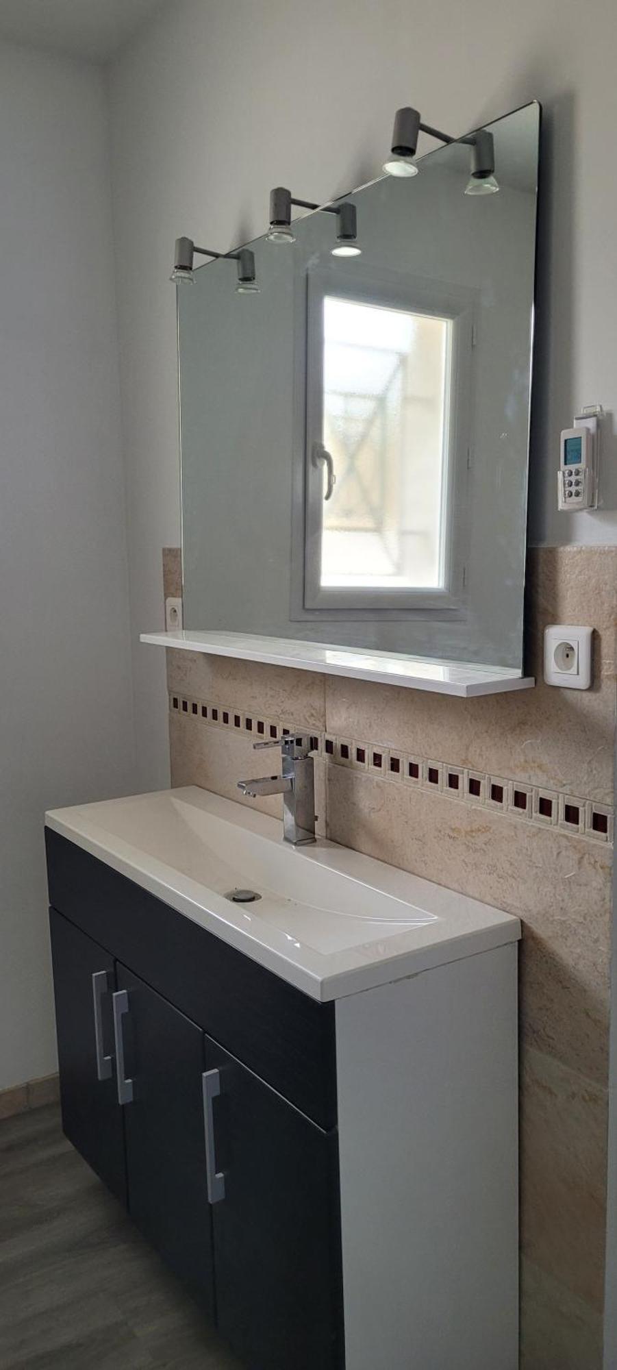 Chez Valeric Apartment Люнел Екстериор снимка